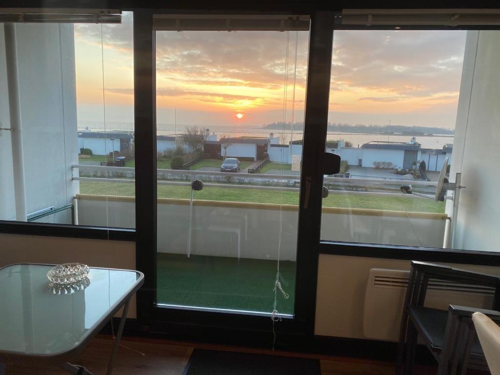 Appartement Mit Balkon Und Meerblick Fehmarn Bagian luar foto